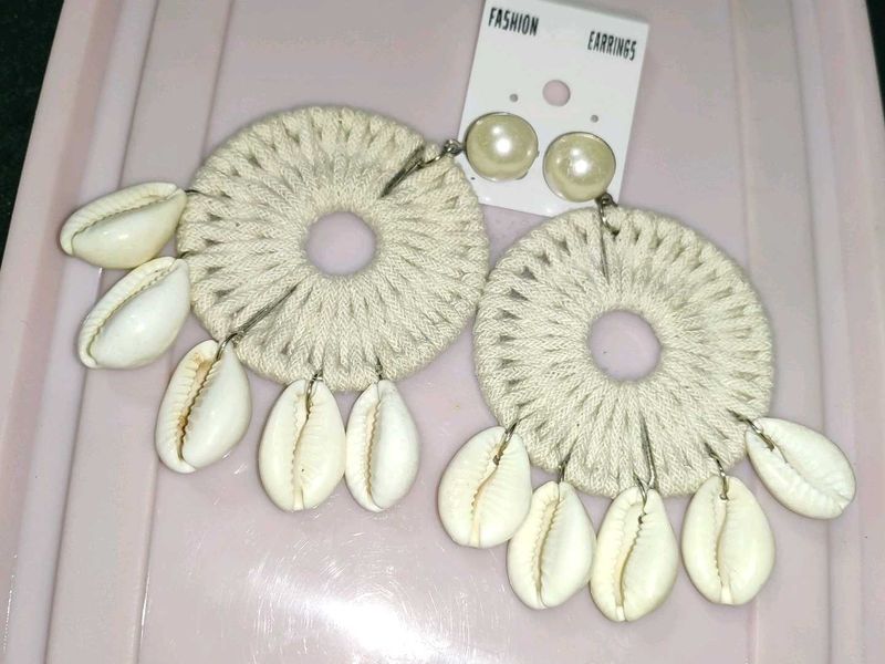Aesthetic Off White Earrings