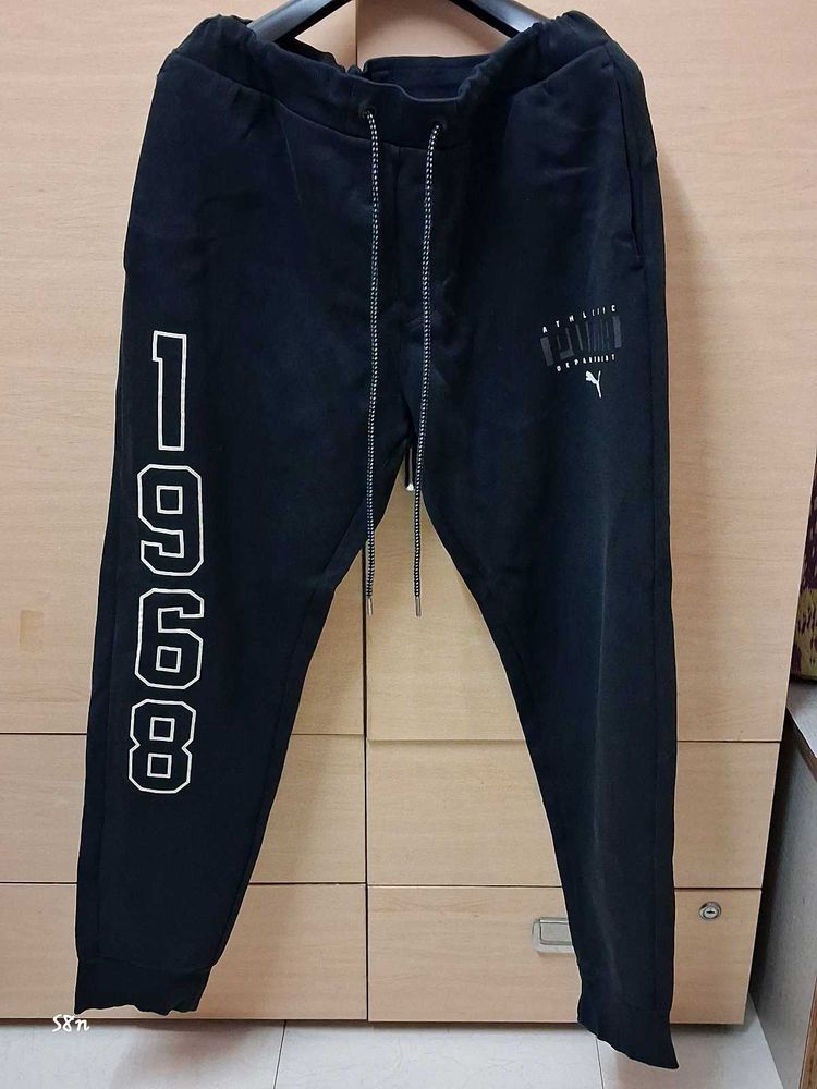 Puma 1968 Black Joggers