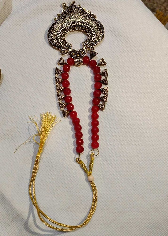 GOLD PLATED NECK PIECE
