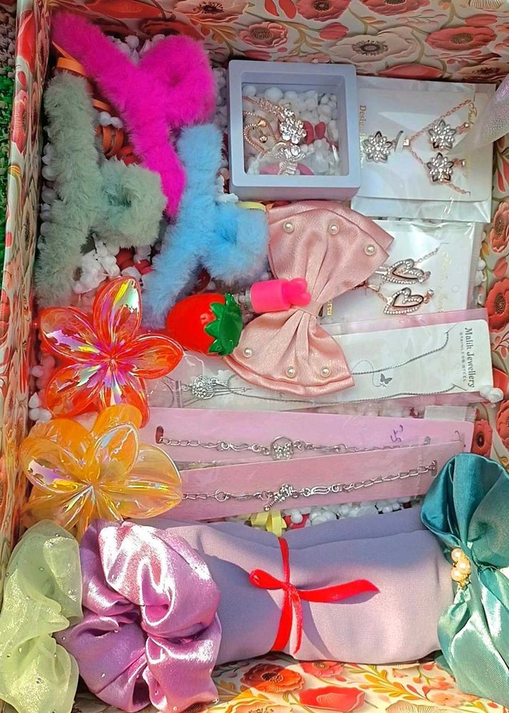Hair Accessories &amp; Jewelry Box