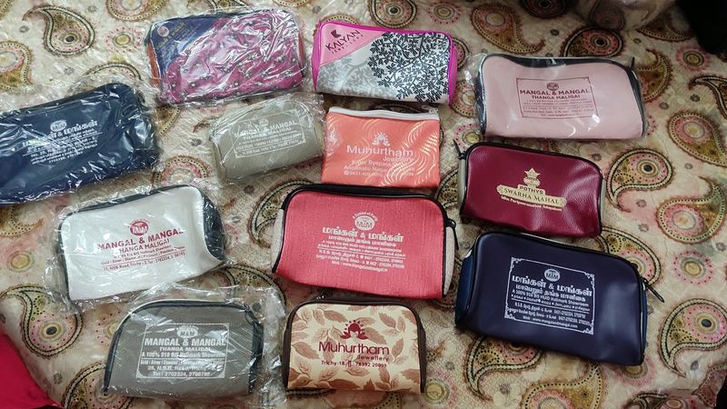 New Zip Purses Set Of 12