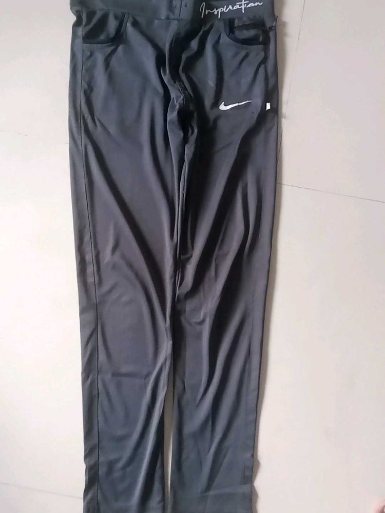 A Track Pant