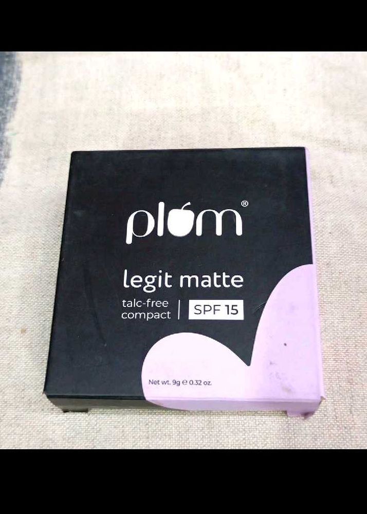 Plum Legit Matte Compact 2 pieces
