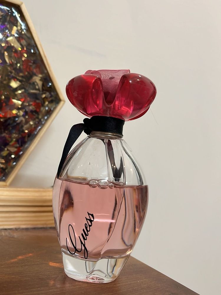 Guess Eau de Parfum - Floral &amp; Fruity