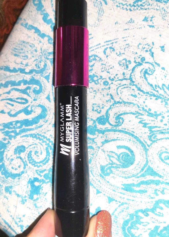 MyGlamm Super Lash Volumising Mascara (Black Shade