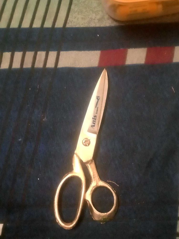 Anis Sewing Scissors