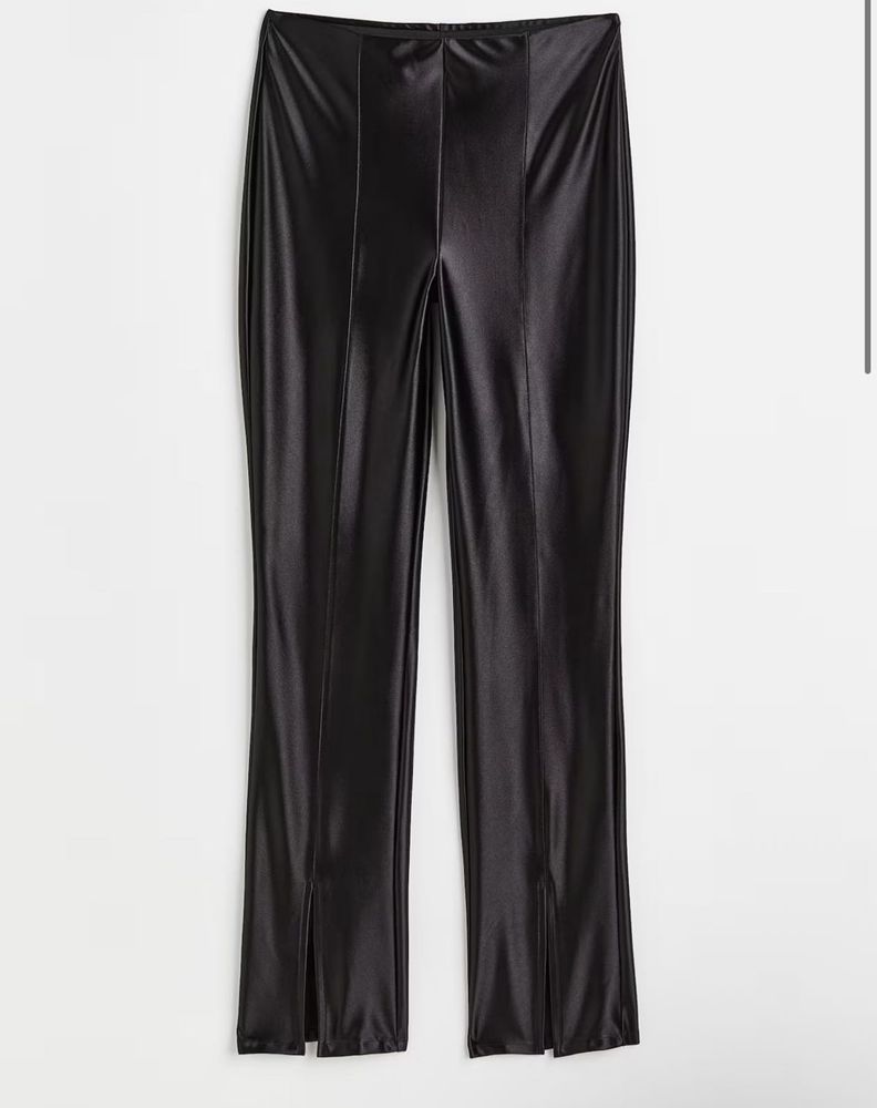 FLARED SLIT-HEM LEGGINGS