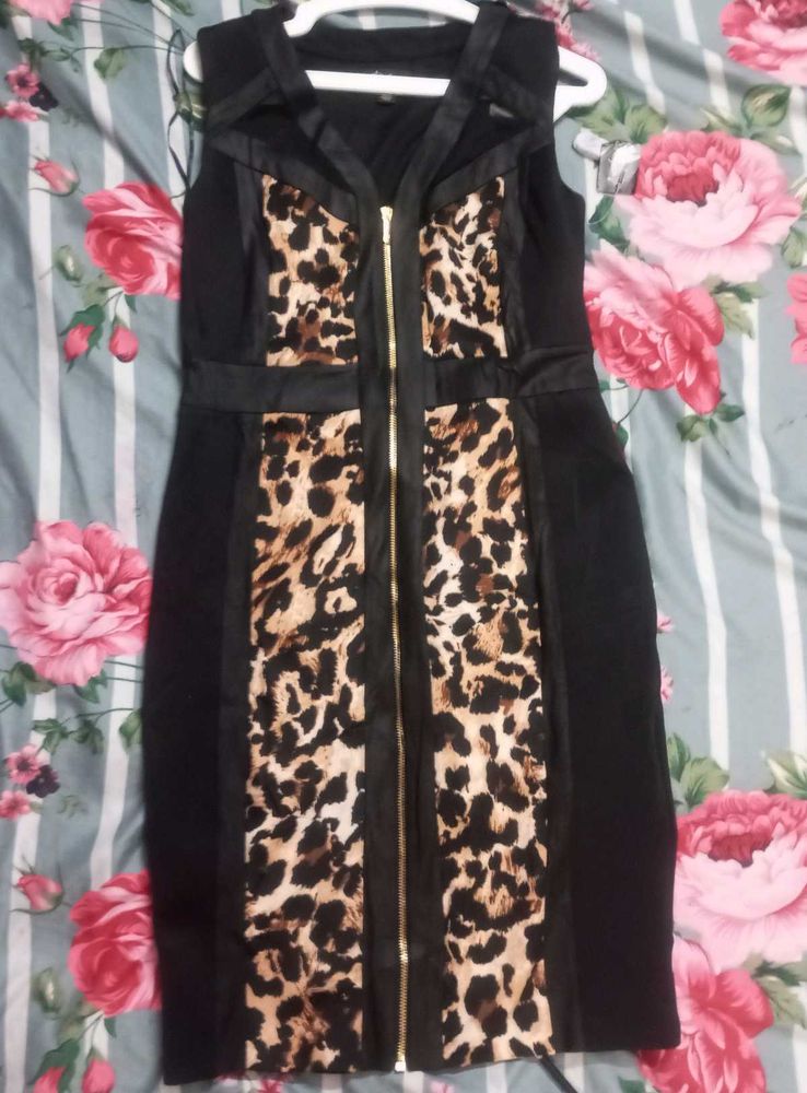 IMPORTED BRANDNEW Dress with Leopard Print Panel