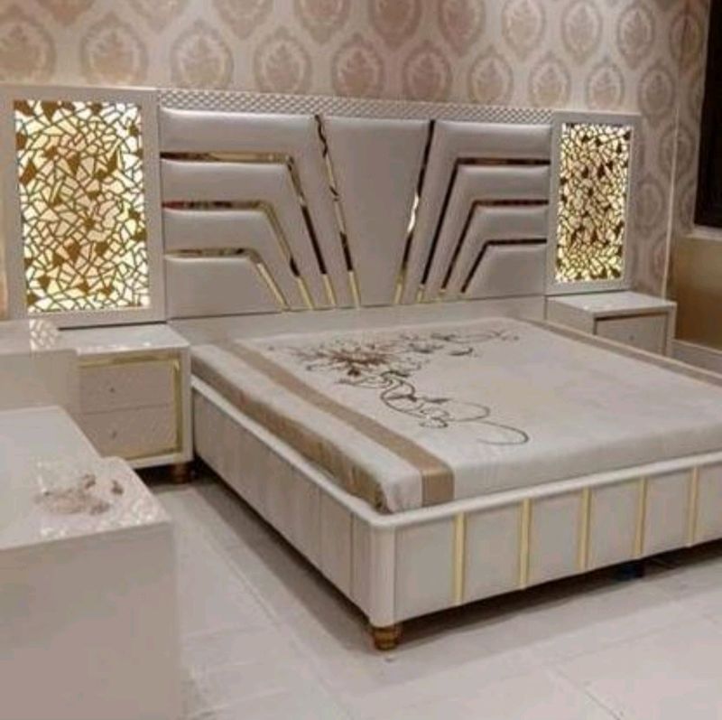 King Size Double Bed ₹19900