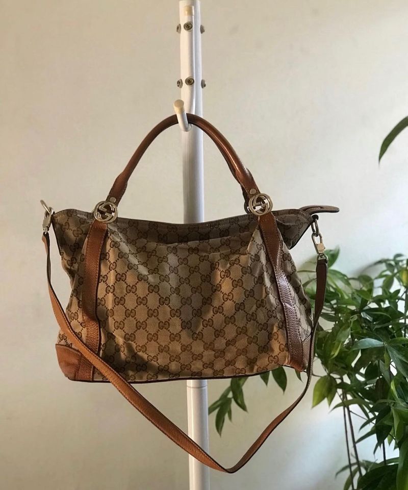 Authentic Gucci Joy Boston Shoulder Bag
