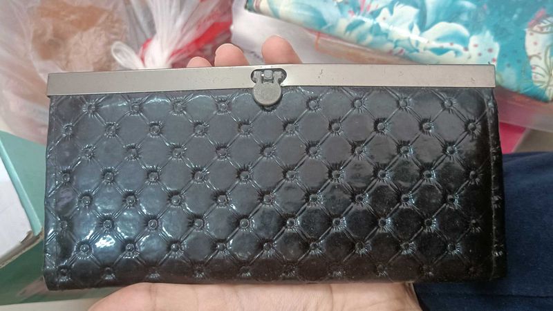 Black Clutch