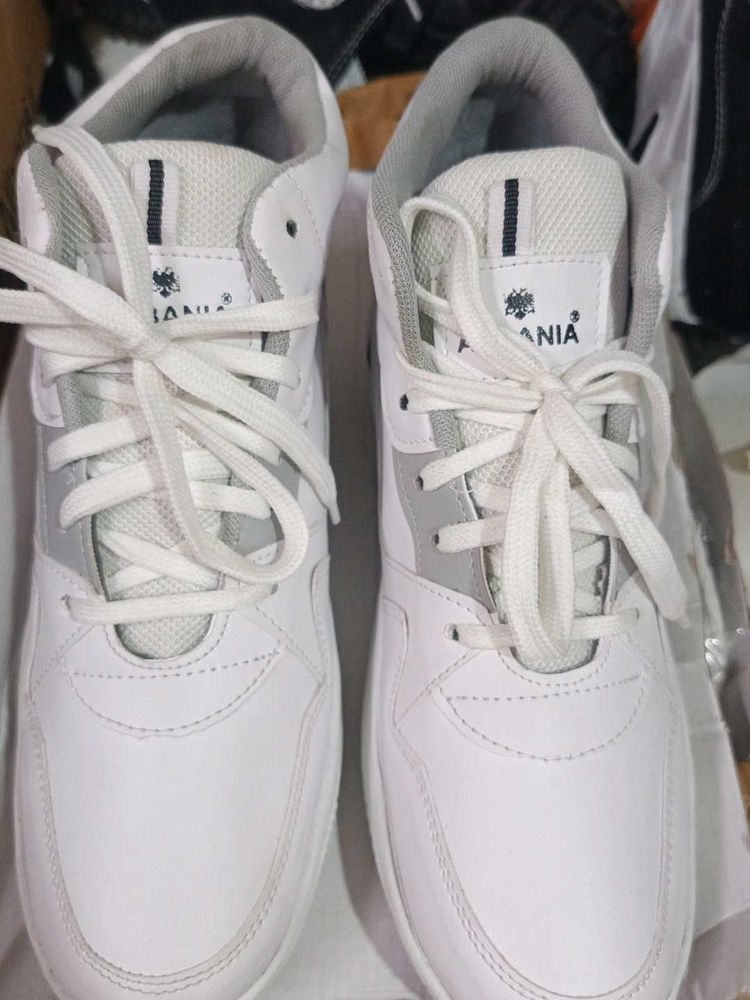 White Casual Sneakers