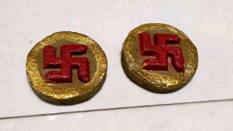 1&#34; SWASTIK MADE FROM COW DUNG..