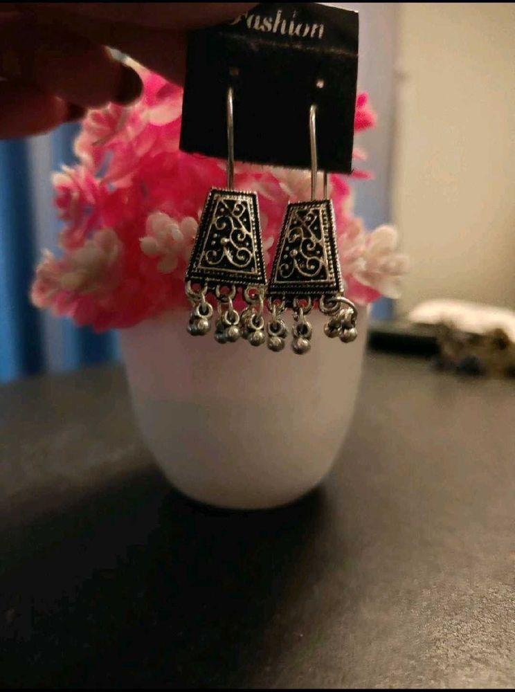 Silver Tone Dangle Earrings