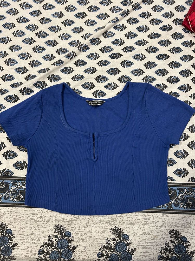 Blue crop top