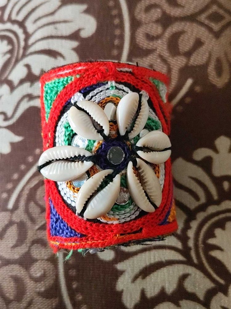 Navratri Cowrie Kada