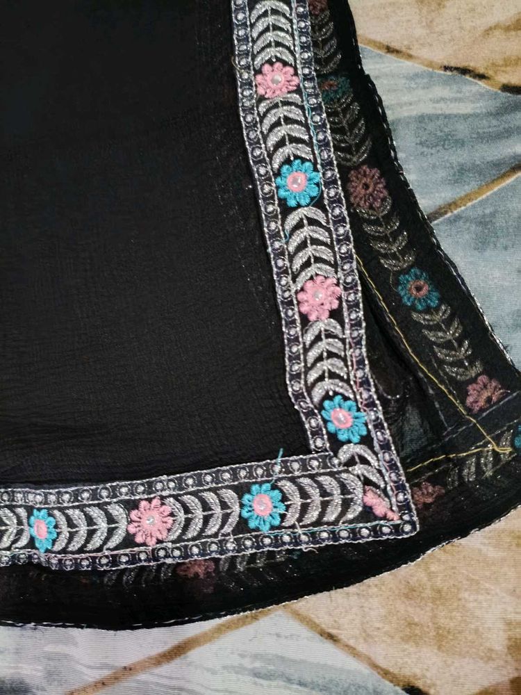 Elegent Black Kurti Pant With Dupatta