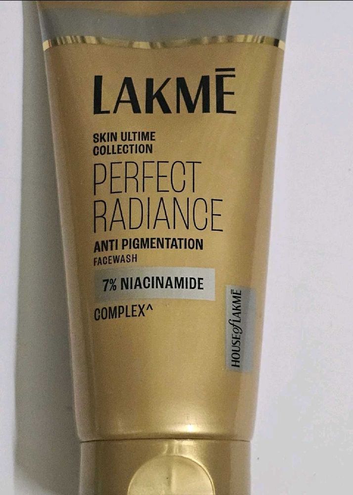 Lakme Perfect Radiance Facewash