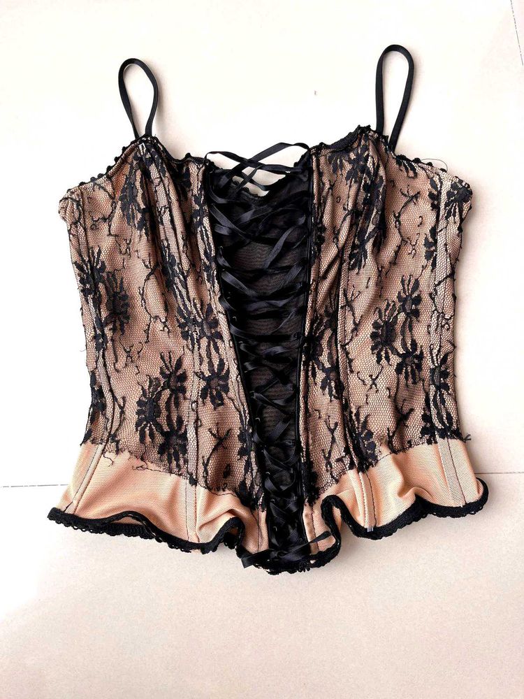Ziczac Lace Trim Top