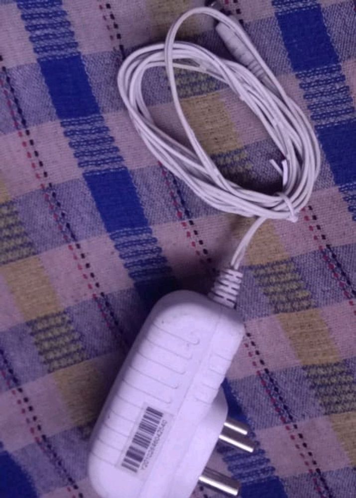 12 Volt Charger
