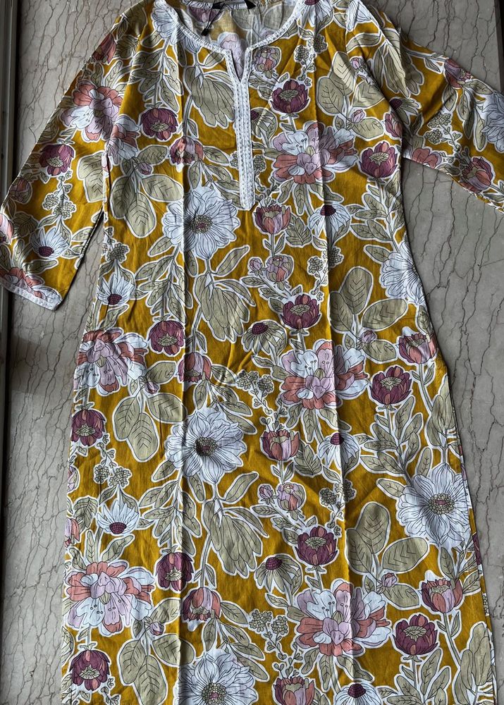 Kurtis Women