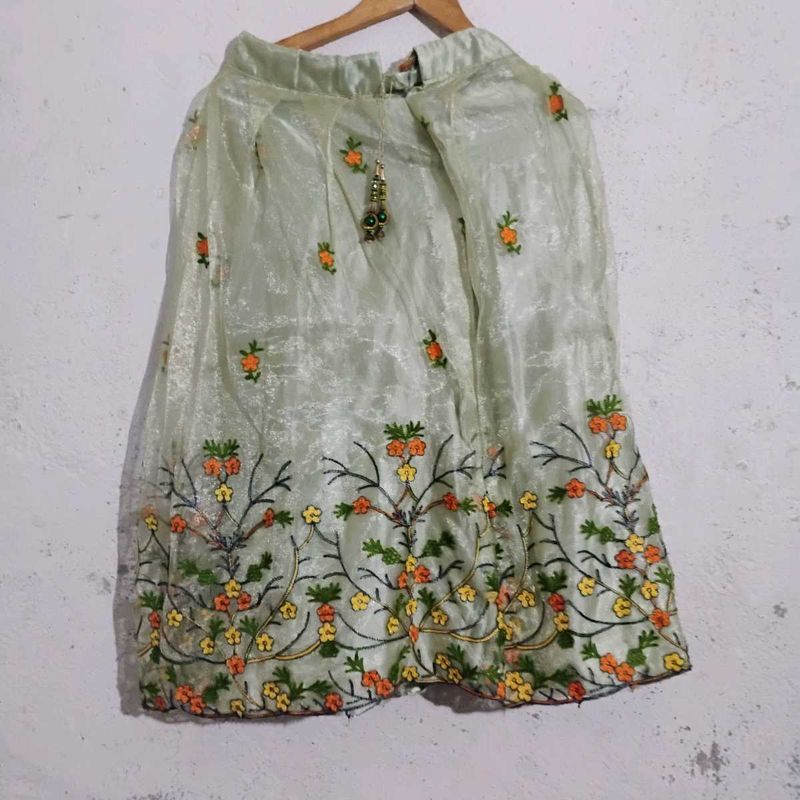 Chhote Bacho Ka Lehenga