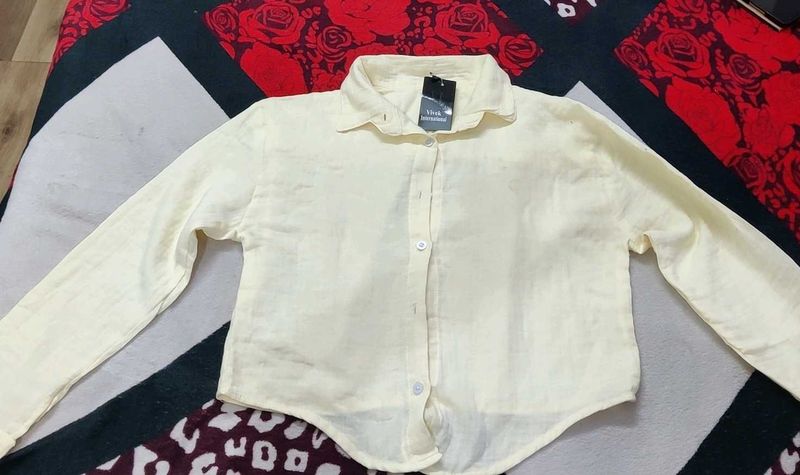 Elegant Button-Down Shirt