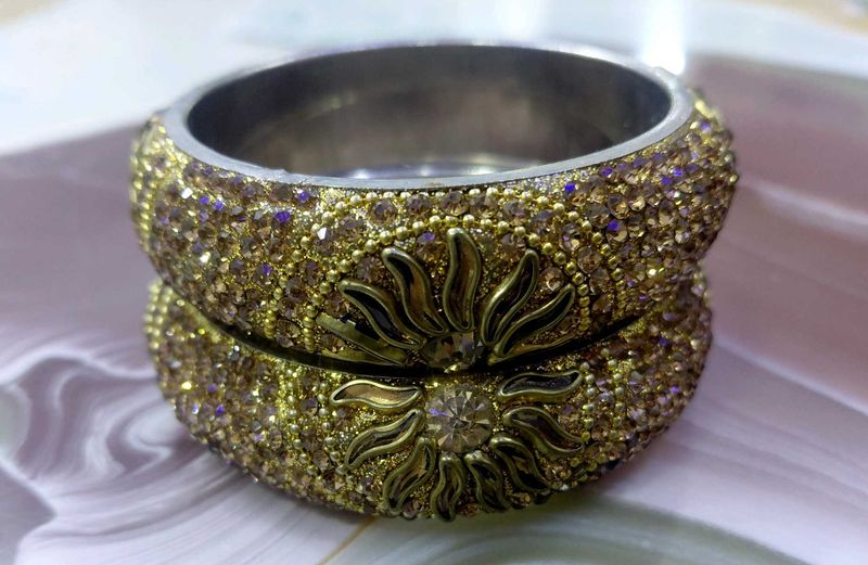 Sparkling Bangle Set
