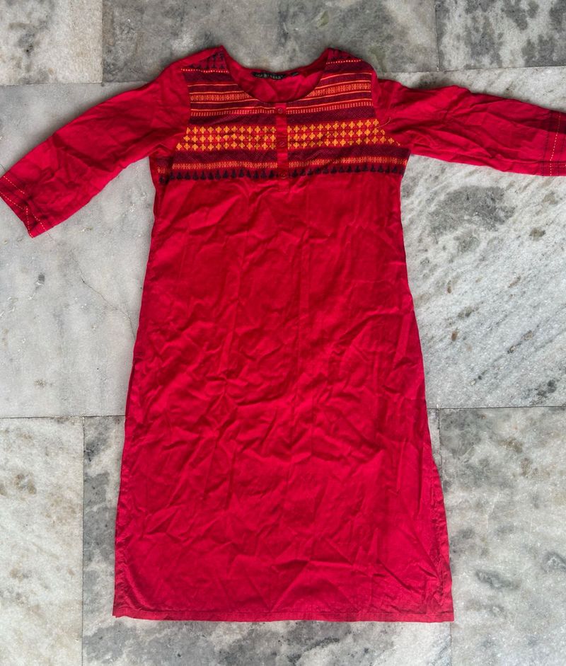 Red Embroidered Kurta