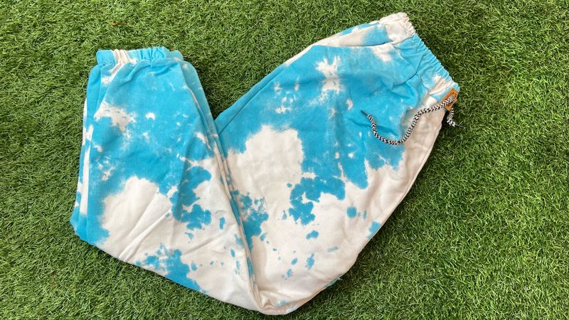 White And Blue Jogger