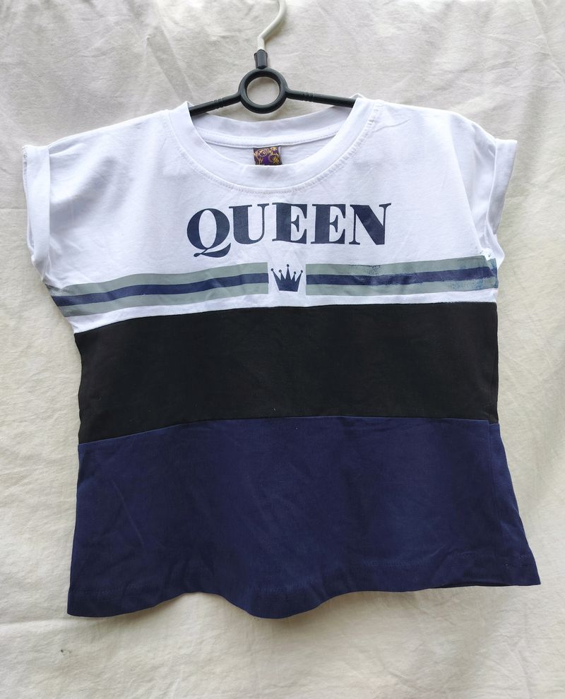Unworn Queen Tee 👸🏻👑