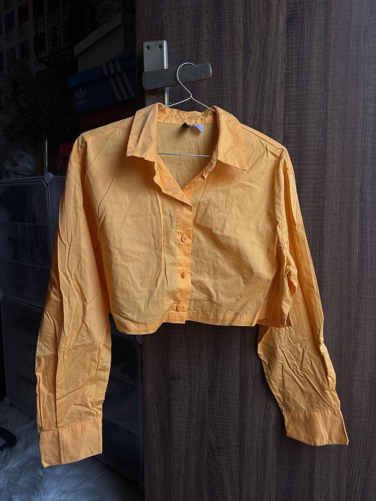 H&amp;M Crop Shirt