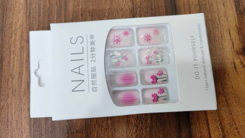 Press On Nails