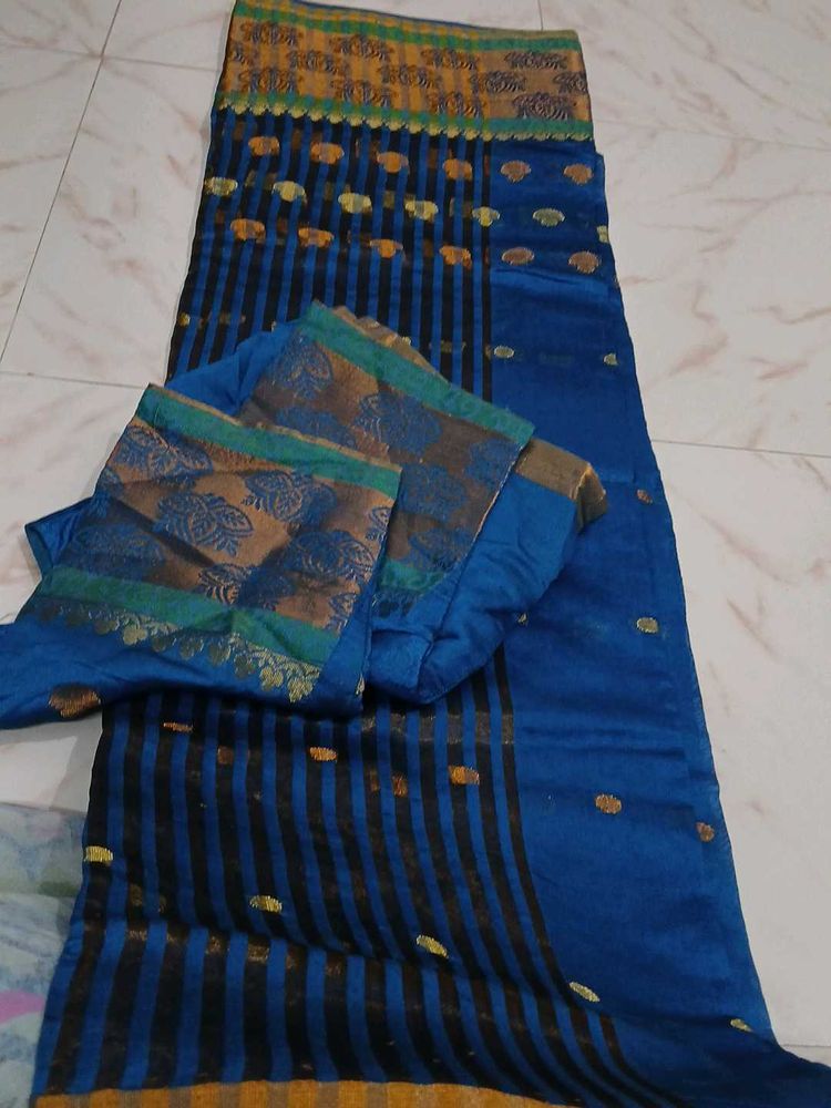 Blue Saree With Blouse