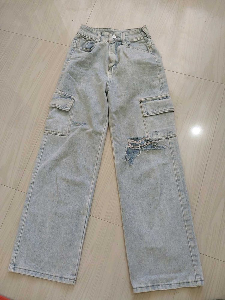 Light Washed Cargo Pants