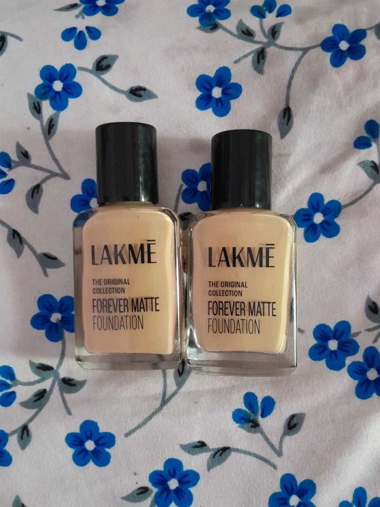 Lakme Forever Matte Foundation