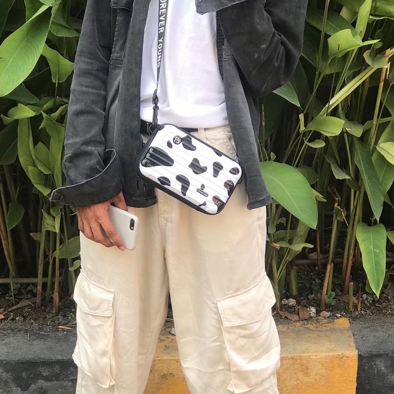 🚨offer(price dropped)🚨aesthetic sling bag (side bag, tote bag)