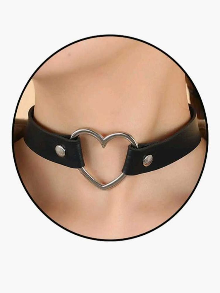 Heart Choker Necklace