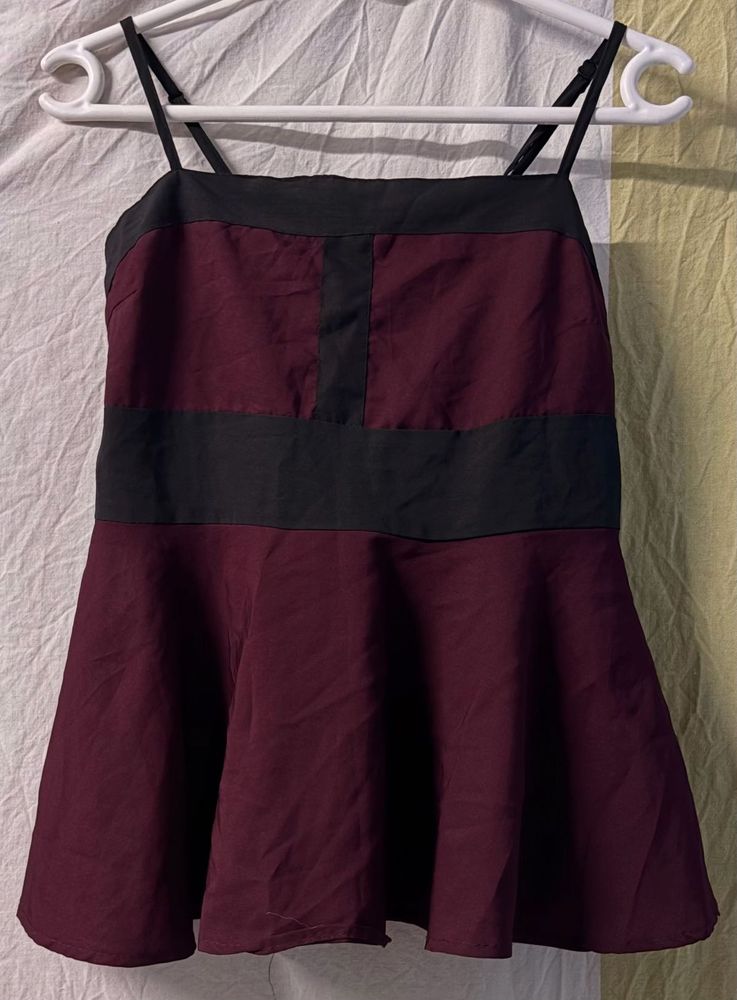 Chic Two-Tone Skater top