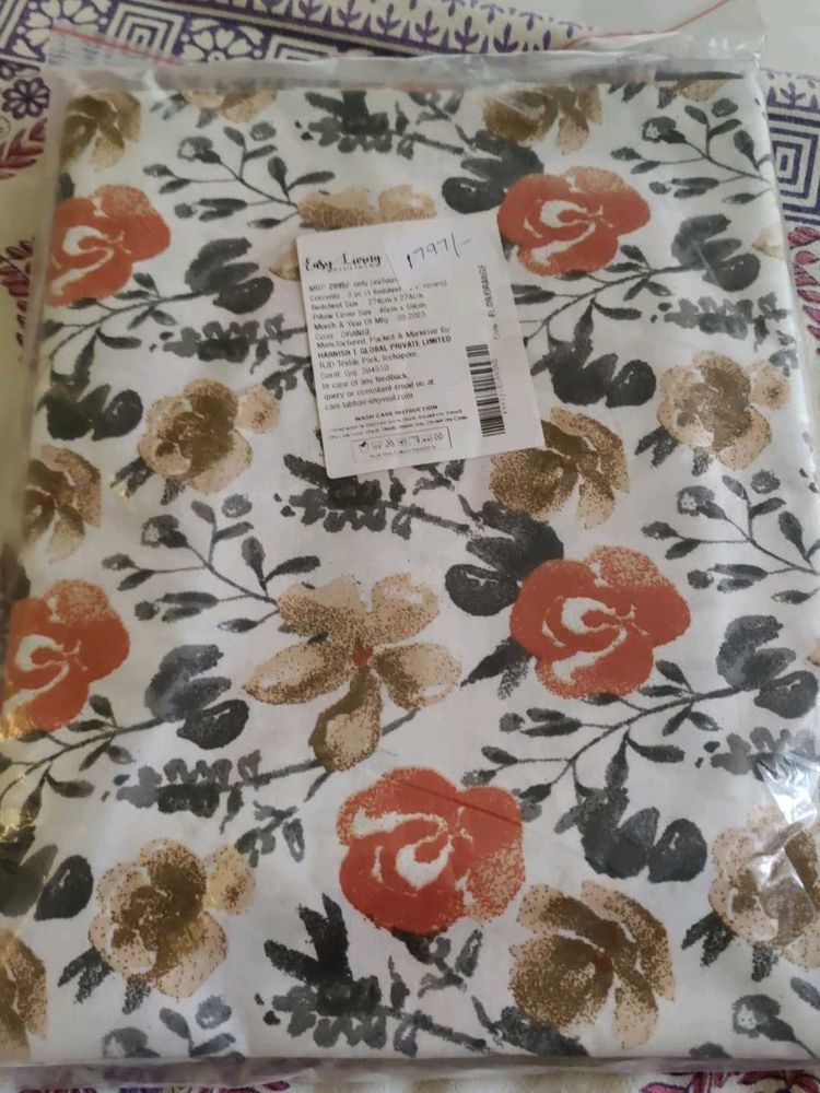 Bedcover With Pillow Covers