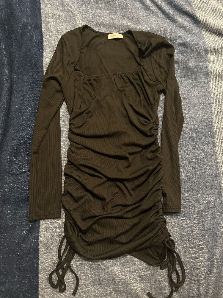 Black Ruched Long Sleeve Dress
