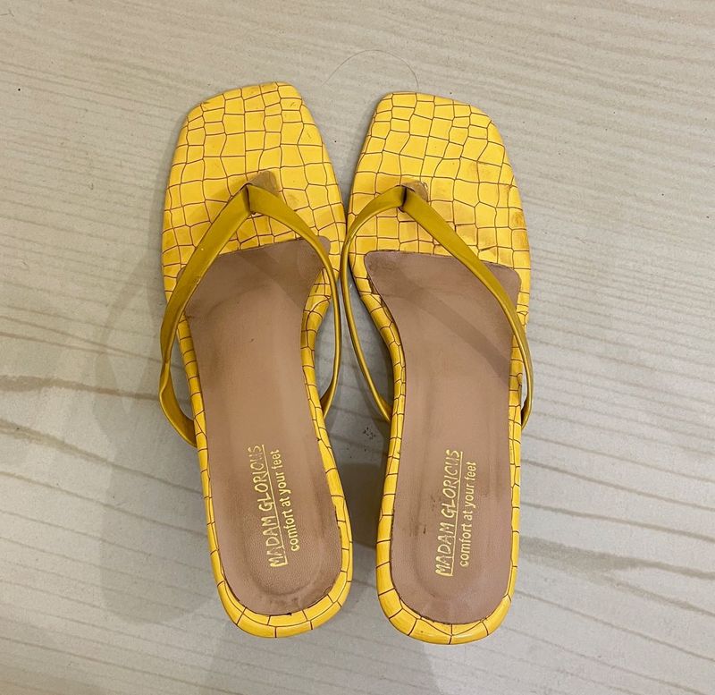 Yellow Texture Flats