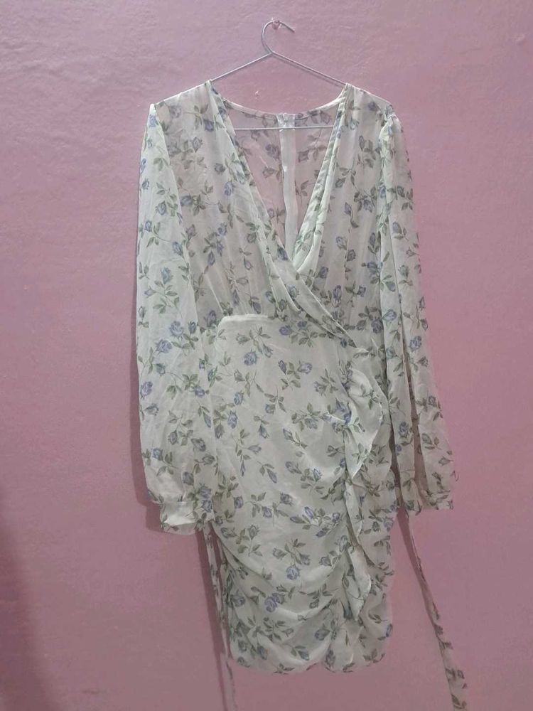 Floral Mini Dress🌹⚘️🌹🪷🌼