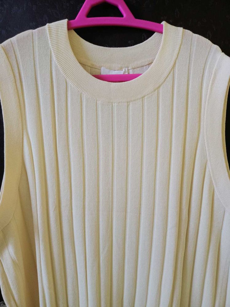 H&amp;M Chic Winter Dress