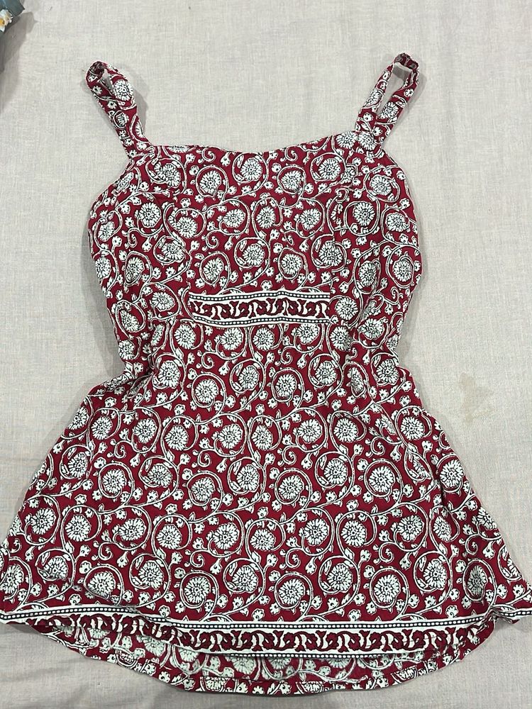 Red Floral Paisley Print top