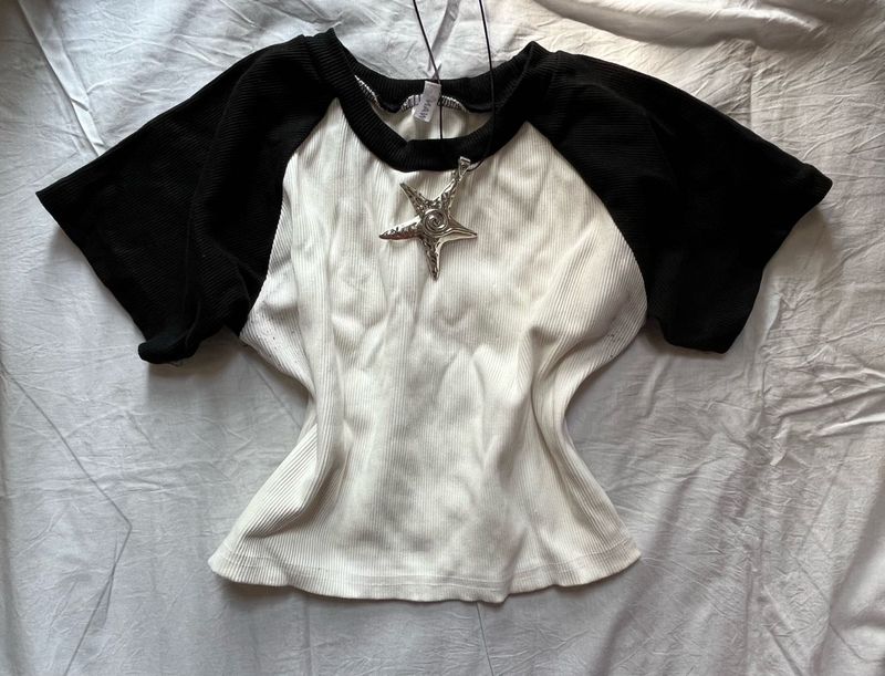 Pinterest Top Black&amp;white Y2k