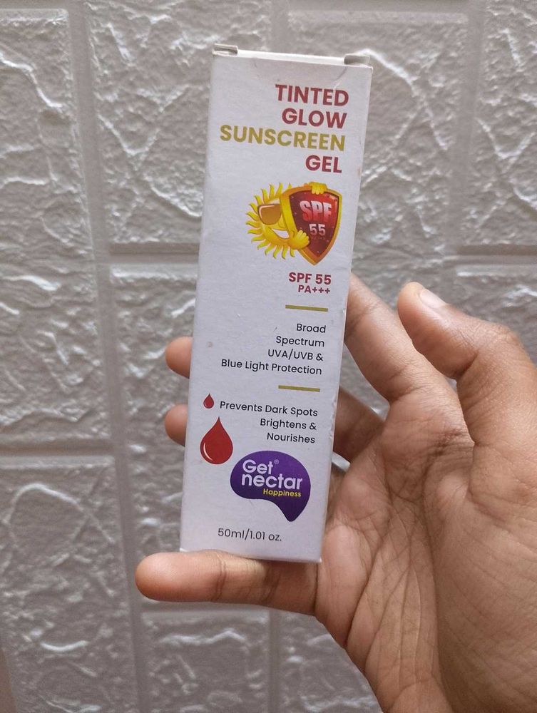Tinted Glow Sunscreen Gel SPF 55