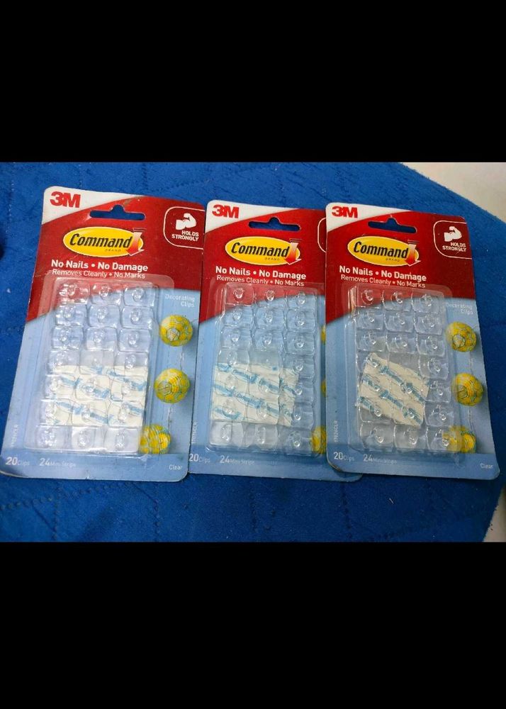 set of 3 Adhesive Hook Clips