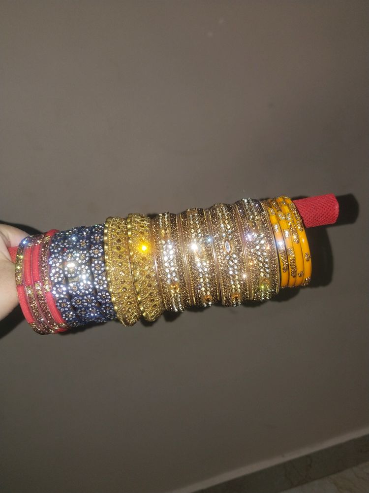 5 Bangles Set