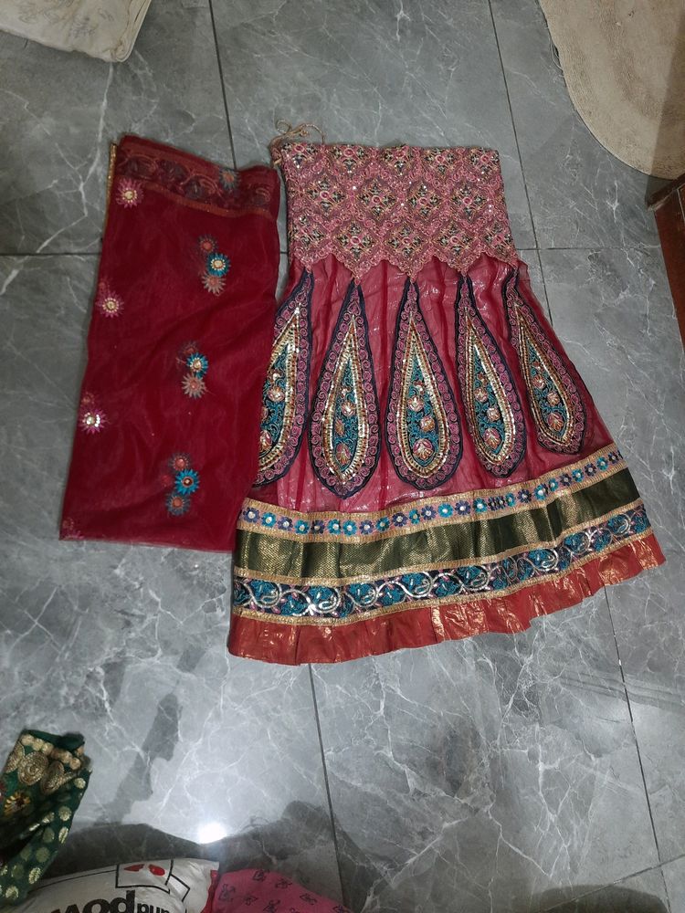 Bridal Lahenga With Duppatta